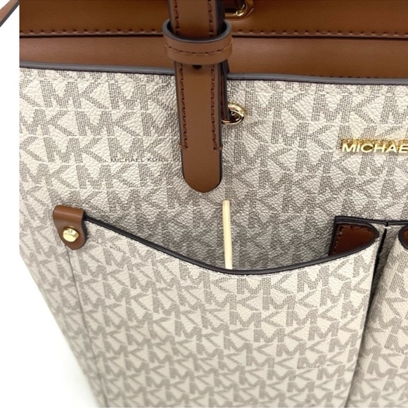 Michael Kors Medium Double Packet Tote Bag & Trifold Wallet
Vanilla/Brown - Picture 9 of 14